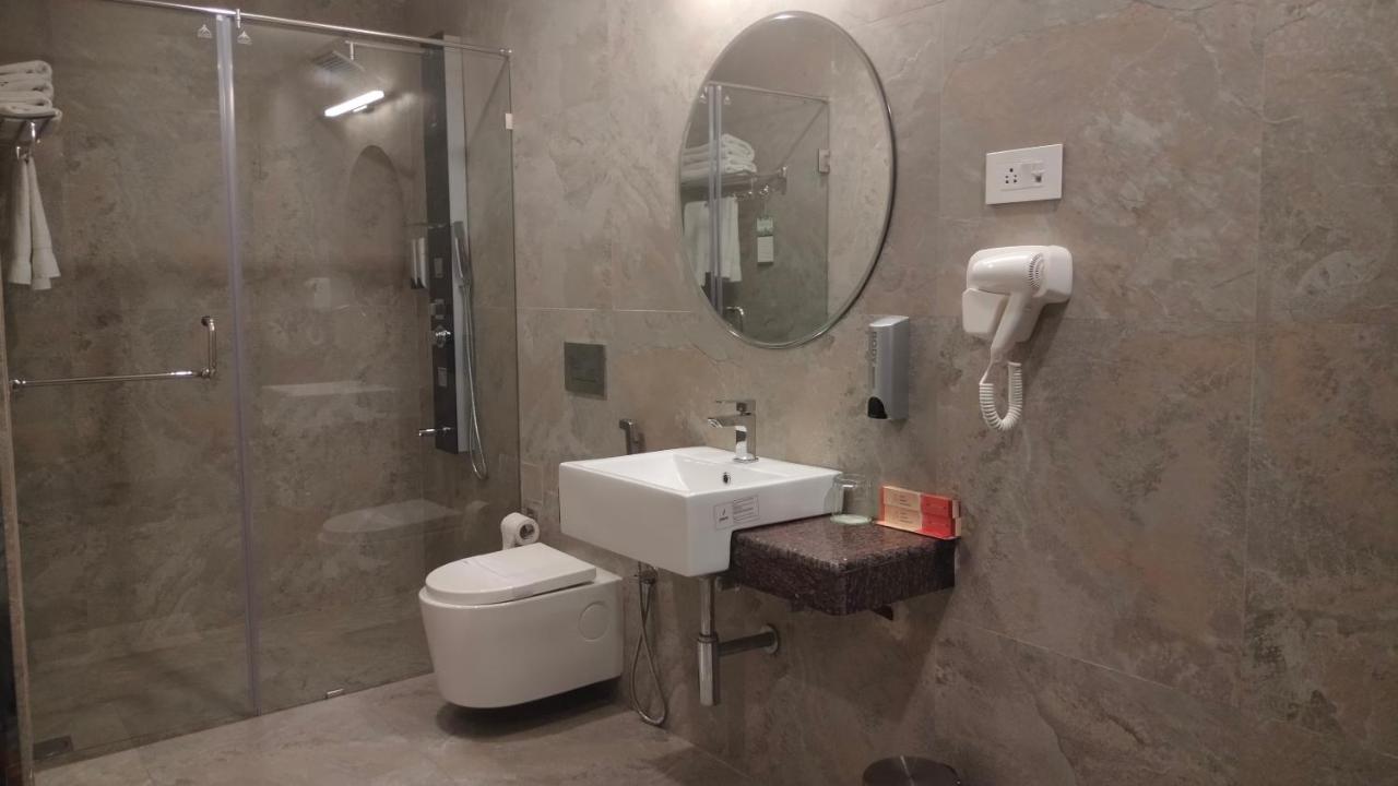Hotel Asansol International Ngoại thất bức ảnh